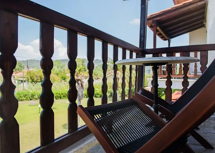 بيت للعطل White Blossom #fourka *